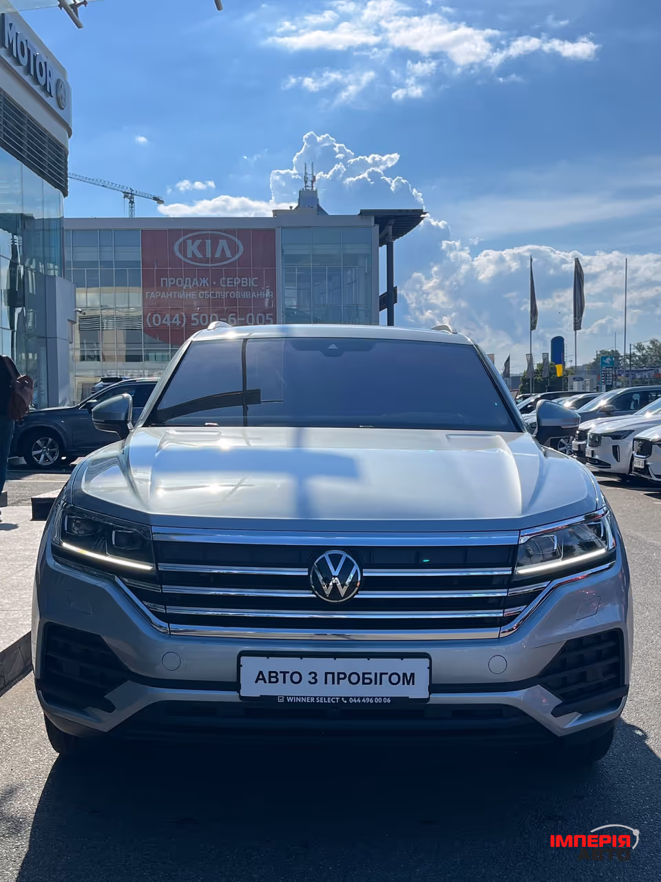 Volkswagen Touareg - фото 3