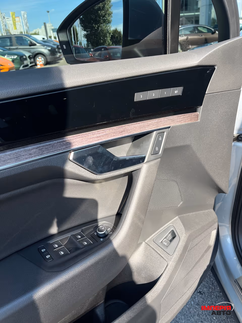 Volkswagen Touareg - фото 17