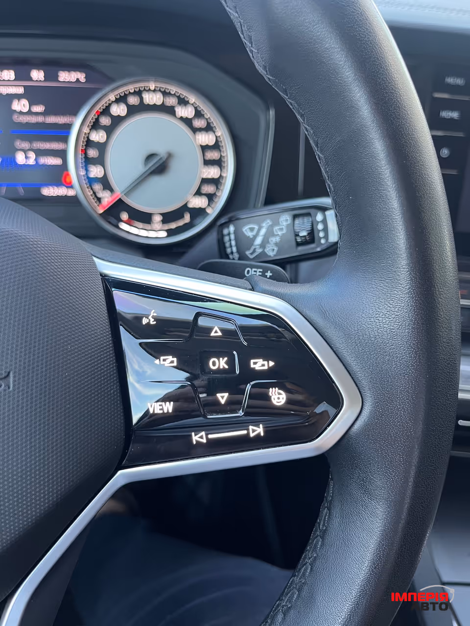 Volkswagen Touareg - фото 23