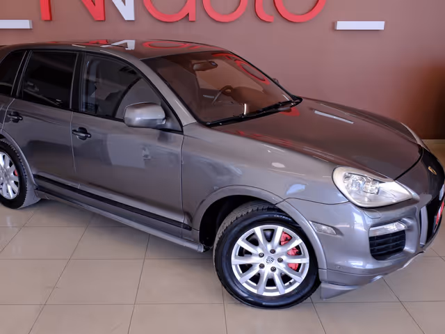 Porsche Cayenne - фото 4