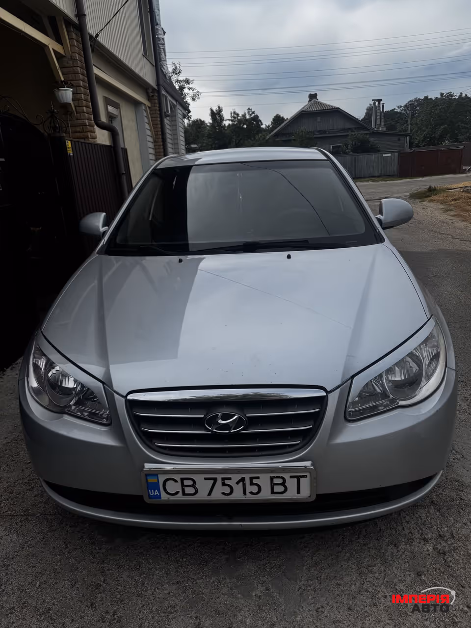 Hyundai Elantra - фото 1
