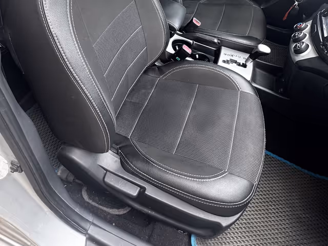 Hyundai Elantra - фото 5
