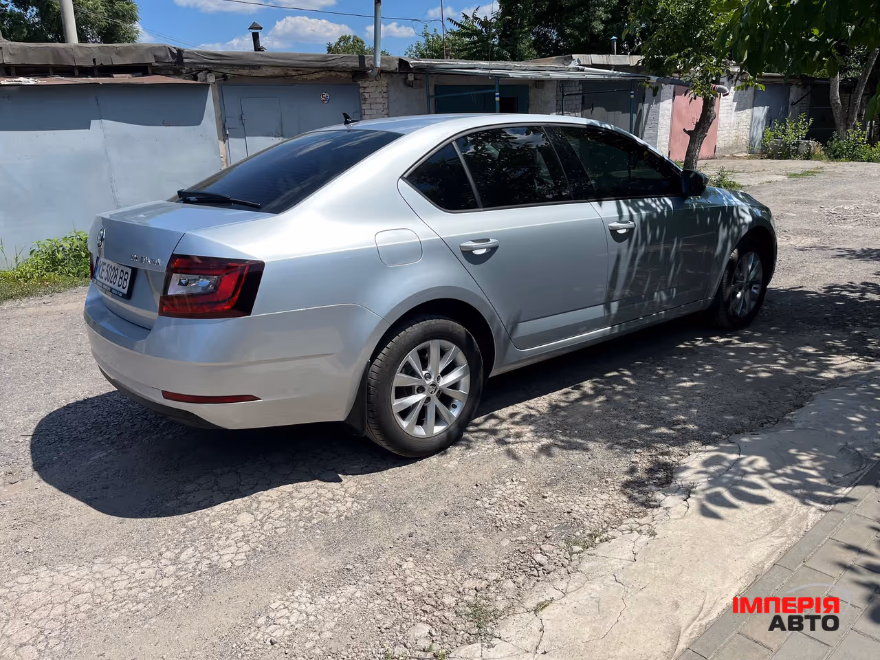 Skoda Octavia - фото 4