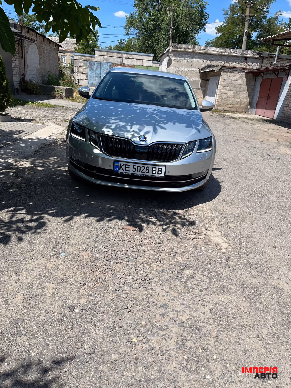 Skoda Octavia - фото 1