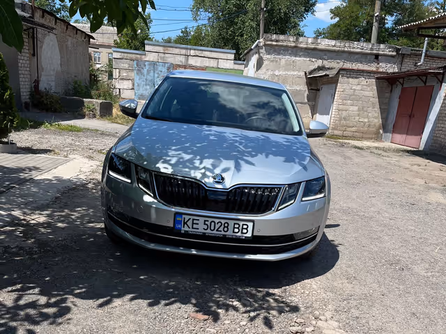 Skoda Octavia - фото 1