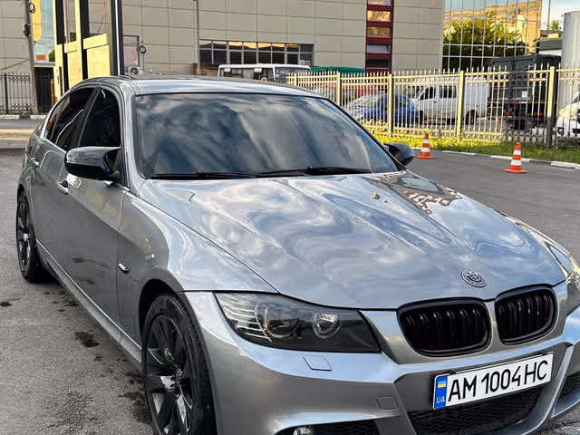 BMW 3 серії - фото 3