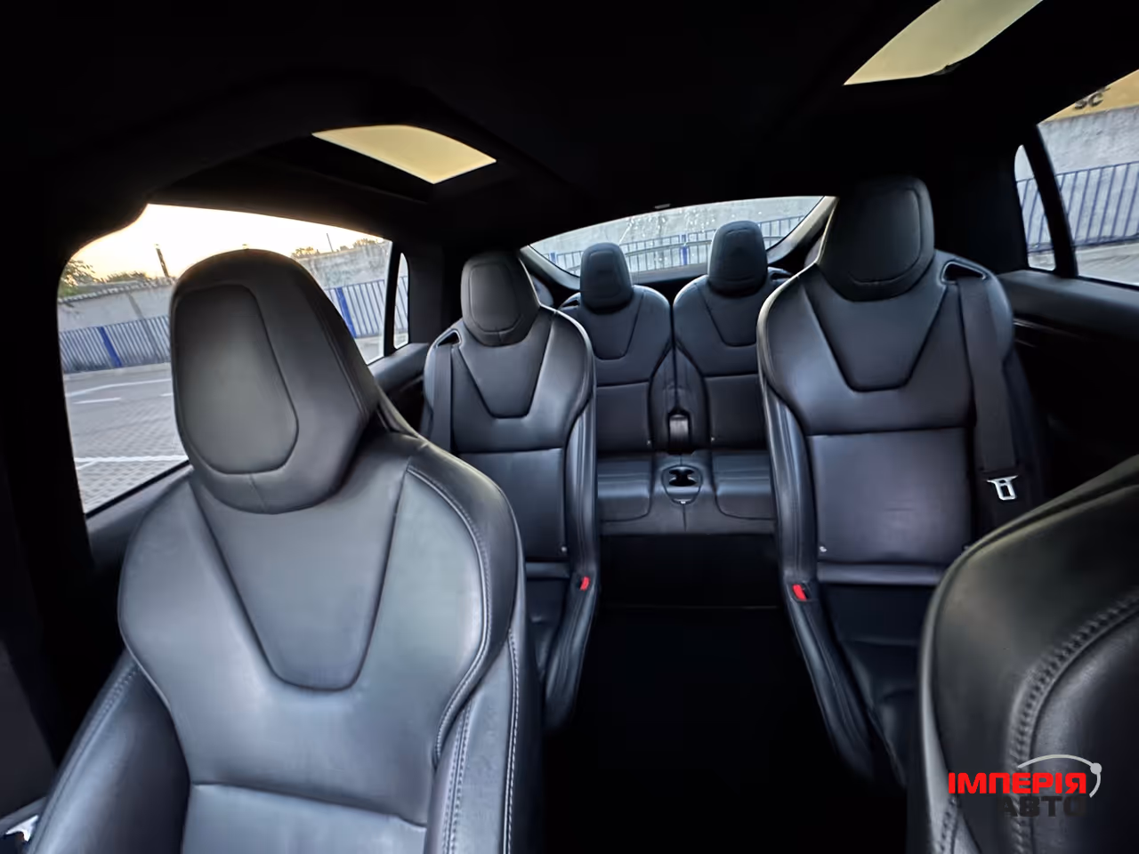 Tesla Model X - фото 22
