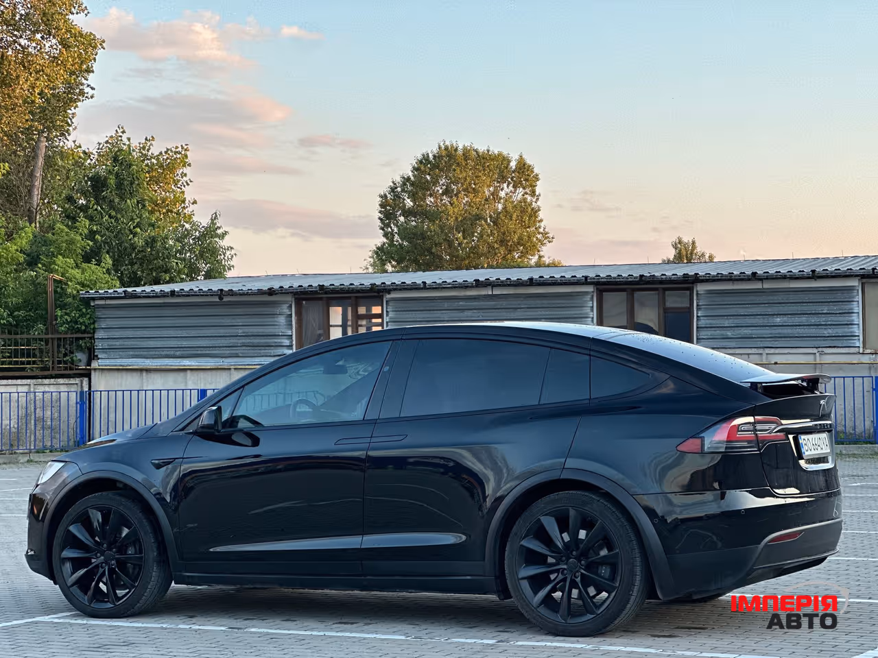 Tesla Model X - фото 6
