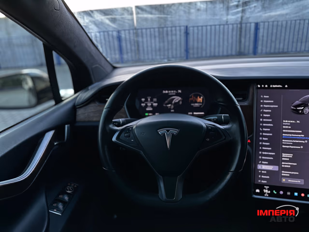 Tesla Model X - фото 31