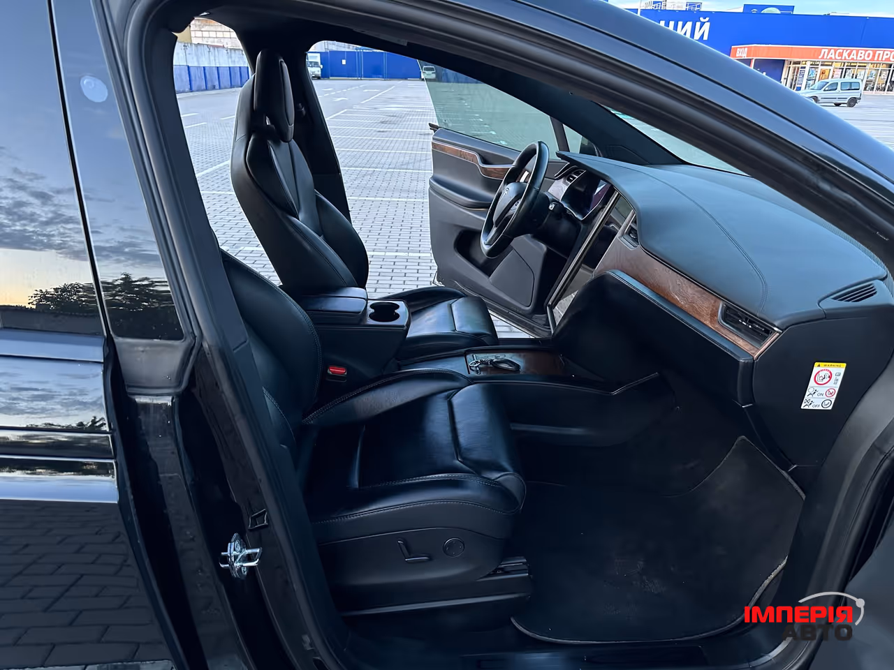 Tesla Model X - фото 24