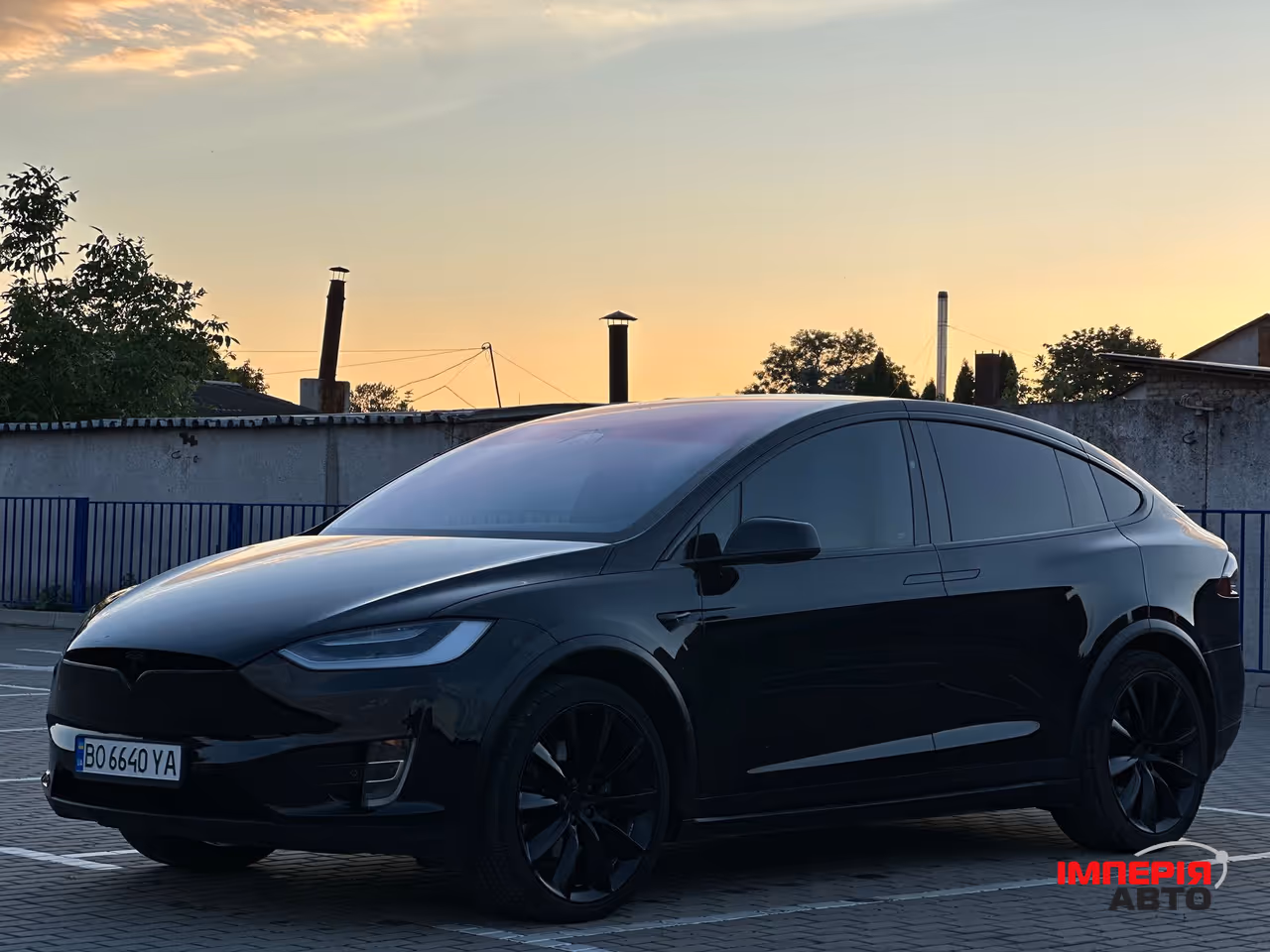 Tesla Model X - фото 7