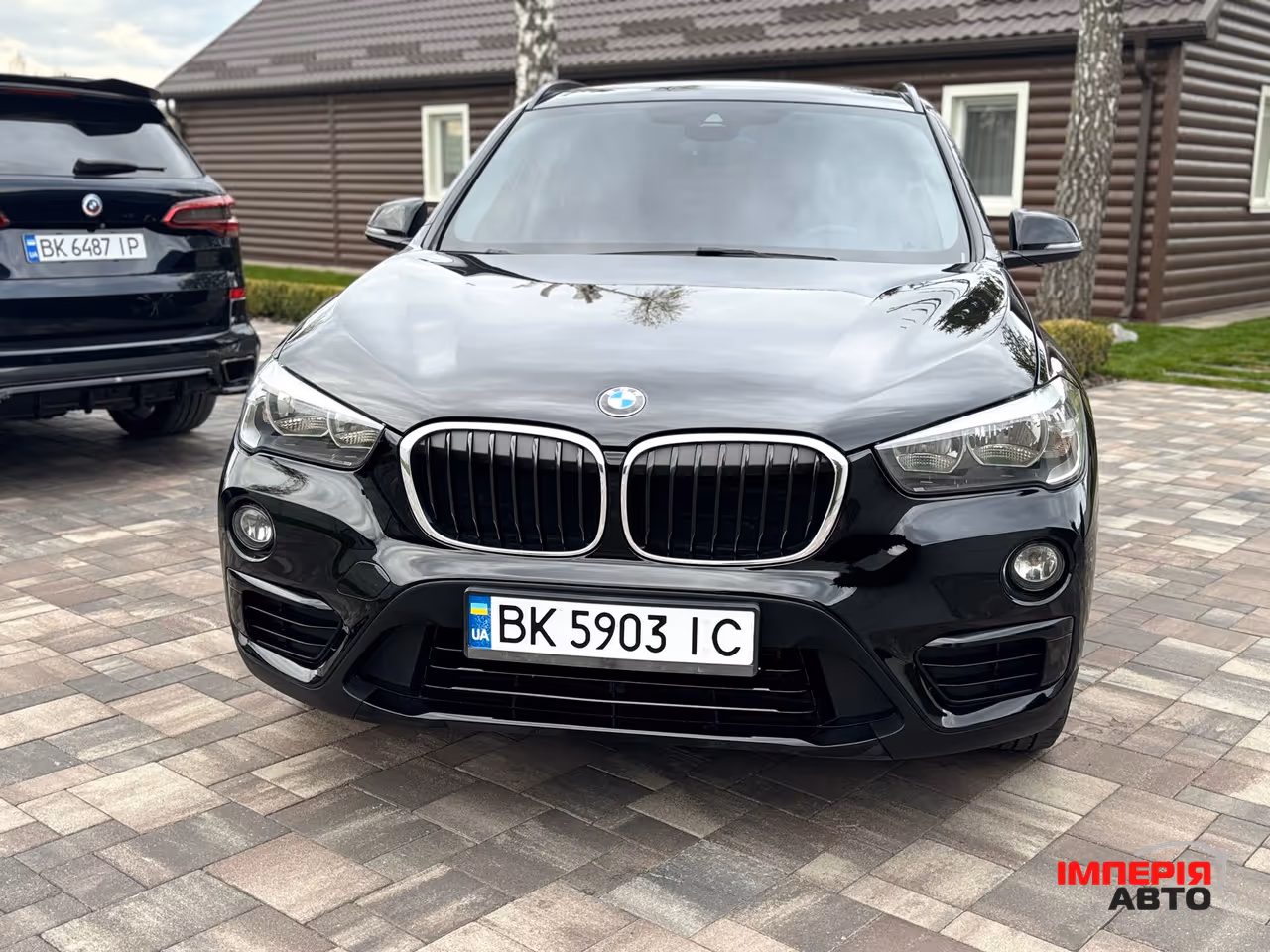 BMW X1 - фото 5