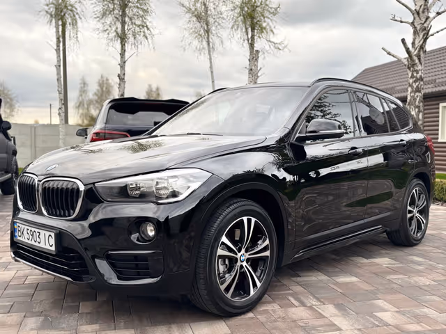 BMW X1 - фото 2