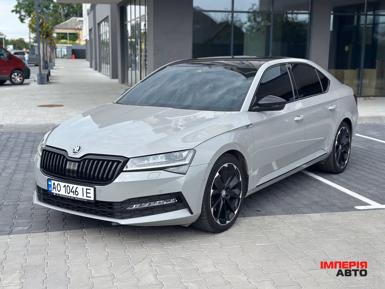 Skoda Superb - фото 1