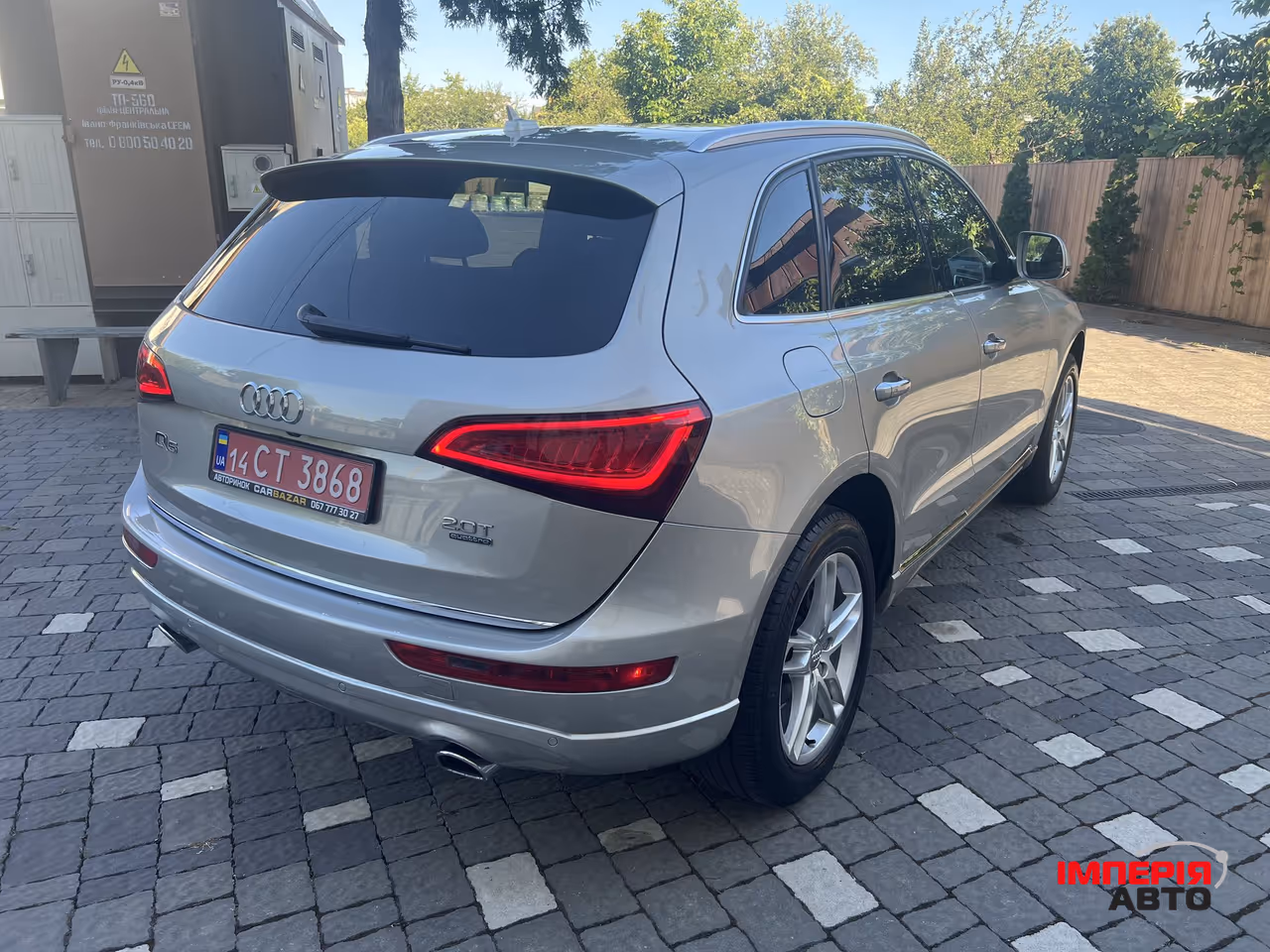 Audi Q5 - фото 8