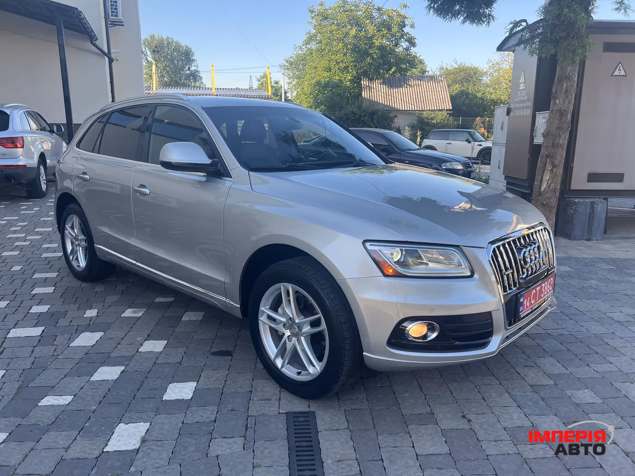 Audi Q5 - фото 12