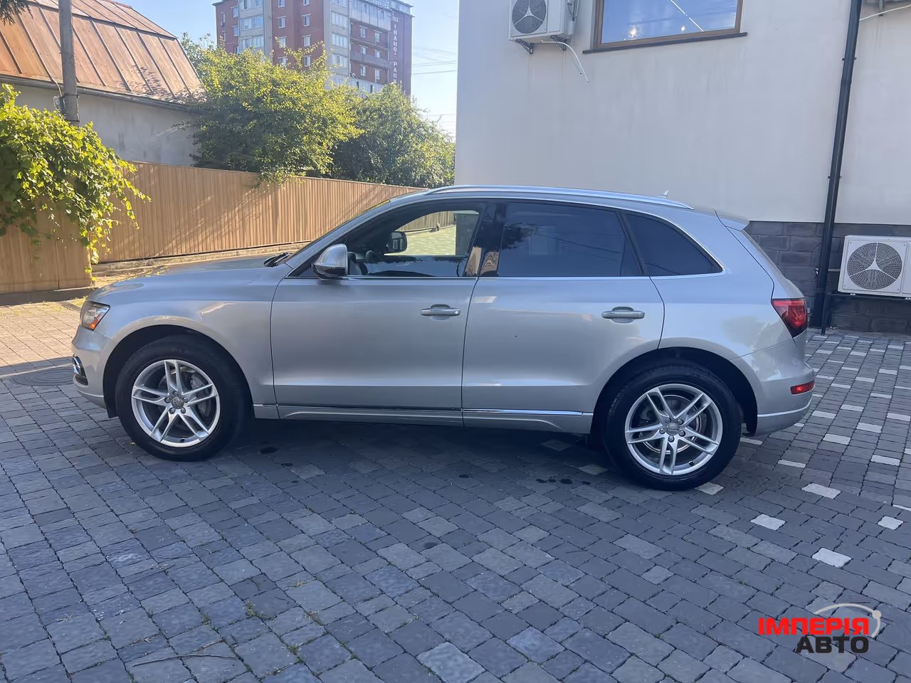 Audi Q5 - фото 4