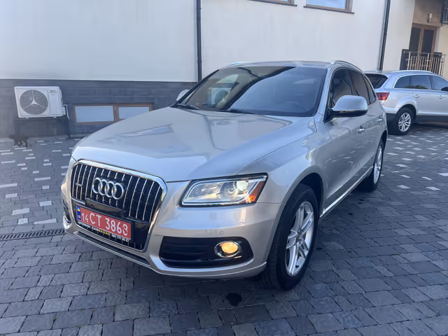 Audi Q5 - фото 1