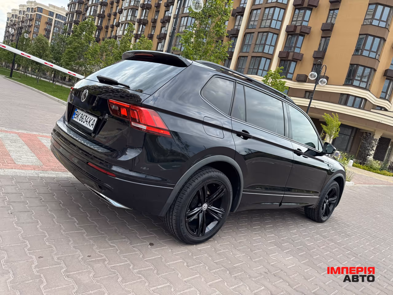Volkswagen Tiguan - фото 32