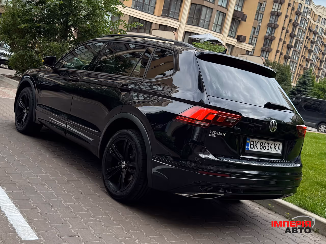 Volkswagen Tiguan - фото 4