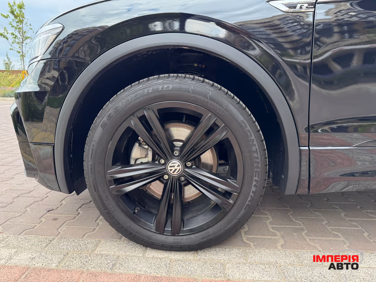 Volkswagen Tiguan - фото 24