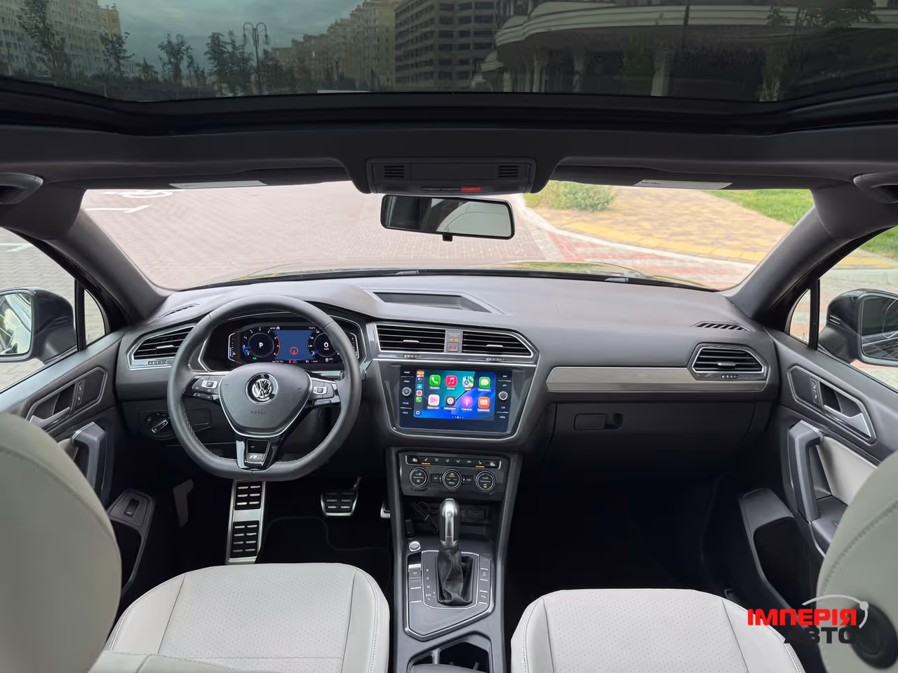 Volkswagen Tiguan - фото 6