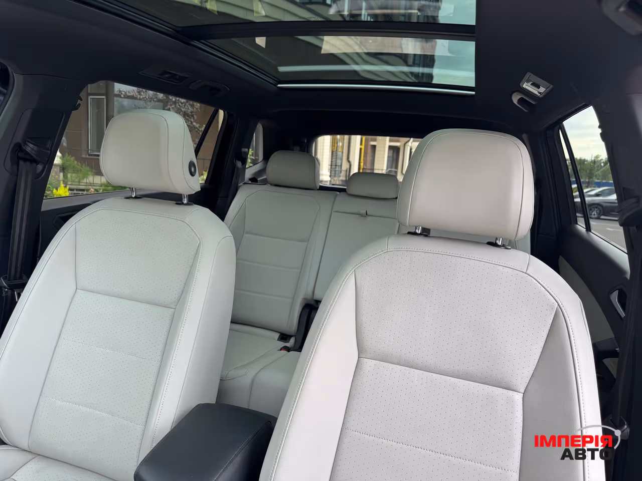 Volkswagen Tiguan - фото 13
