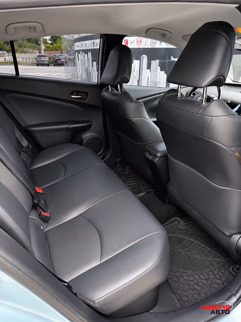 Toyota Prius - фото 11