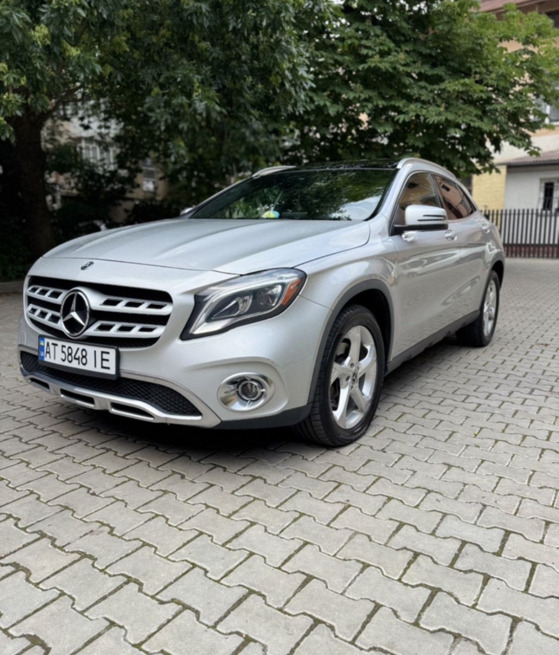 Mercedes-Benz GLA - фото 1