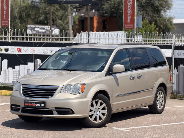Chrysler Town & Country