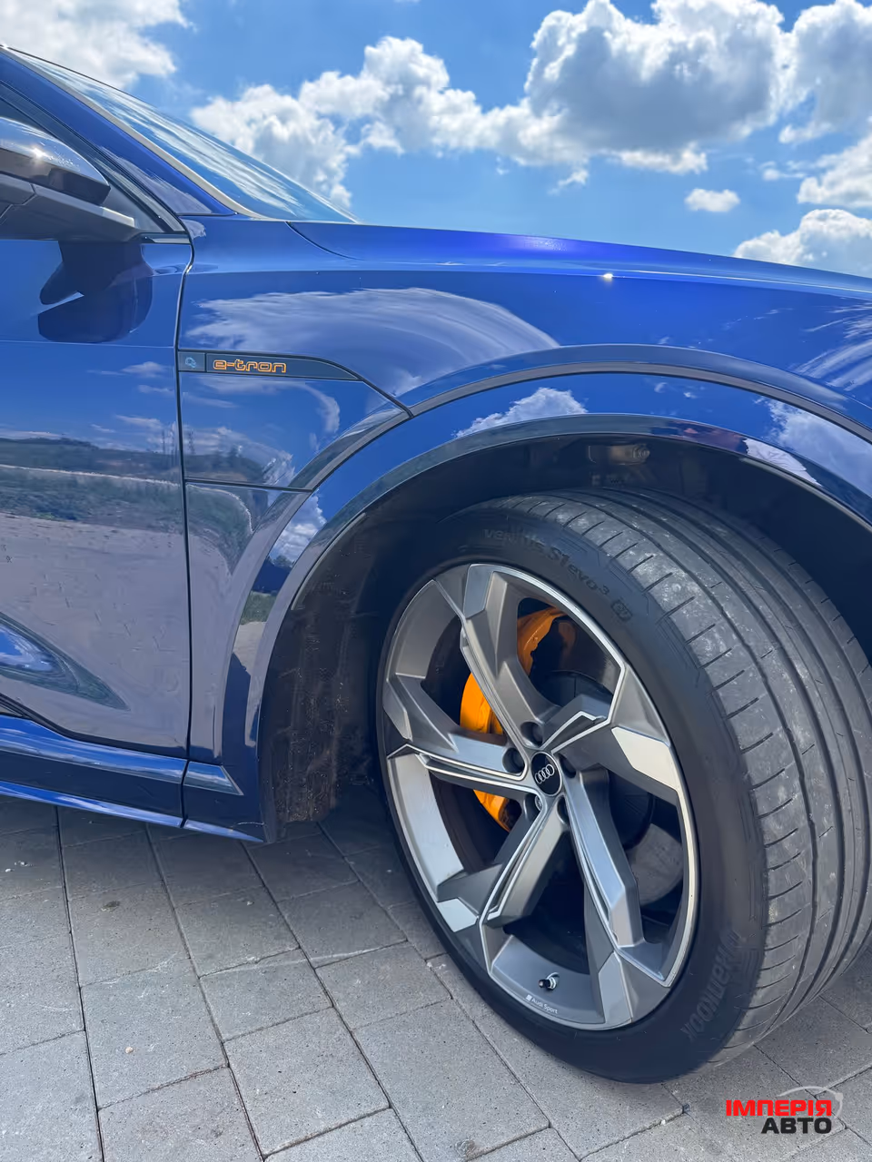 Audi e-tron S Sportback - фото 13