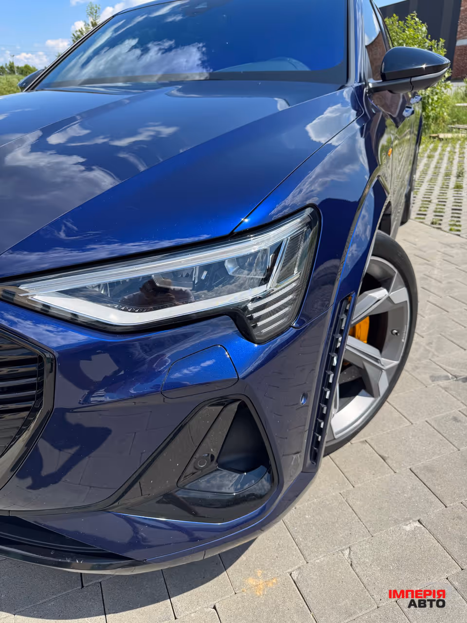 Audi e-tron S Sportback - фото 11