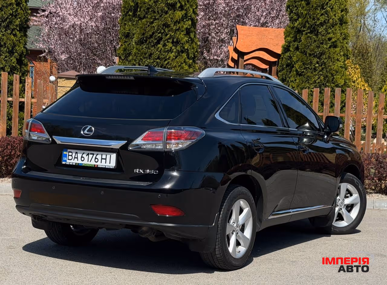 Lexus RX - фото 4