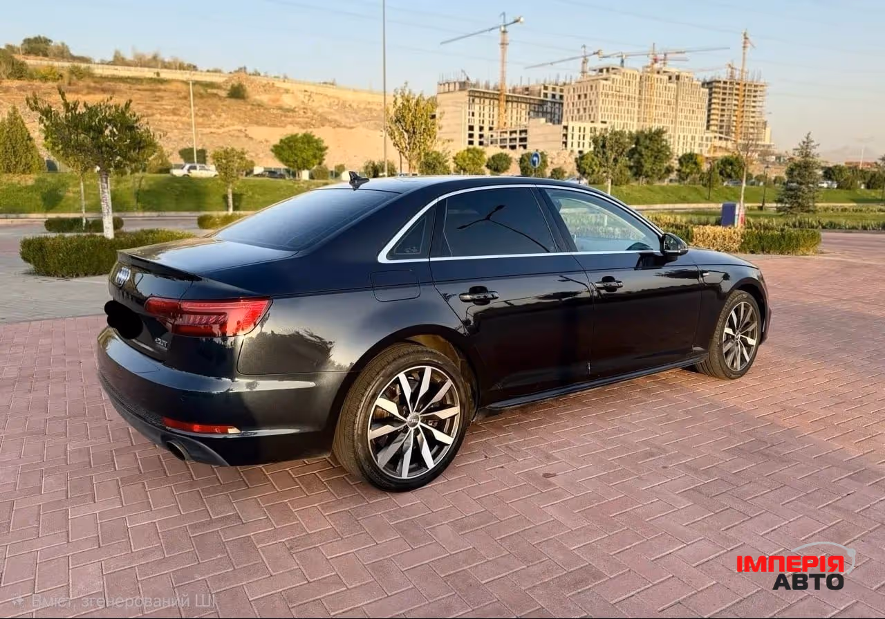 Audi A4 - фото 3