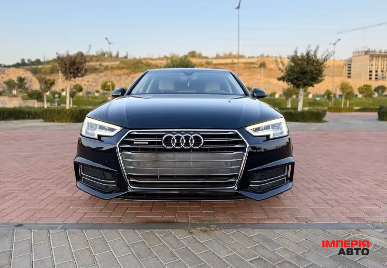 Audi A4 - фото 1