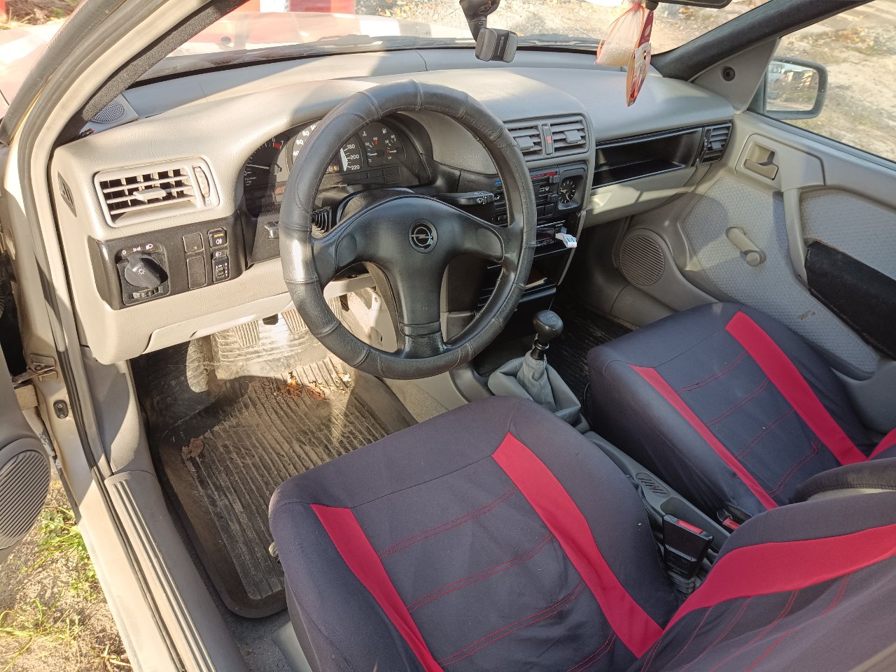 Opel Vectra - фото 7