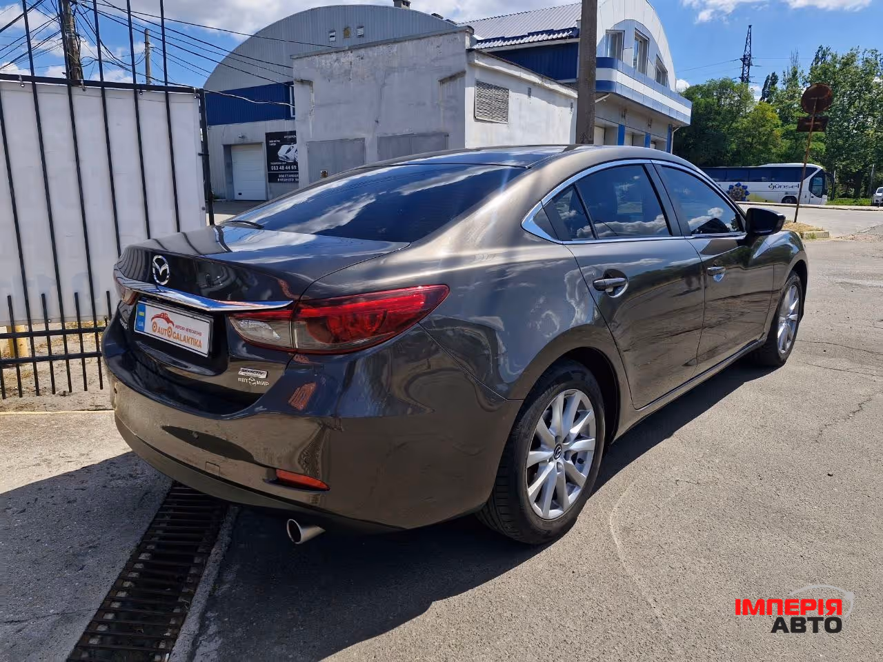 Mazda 6 - фото 3