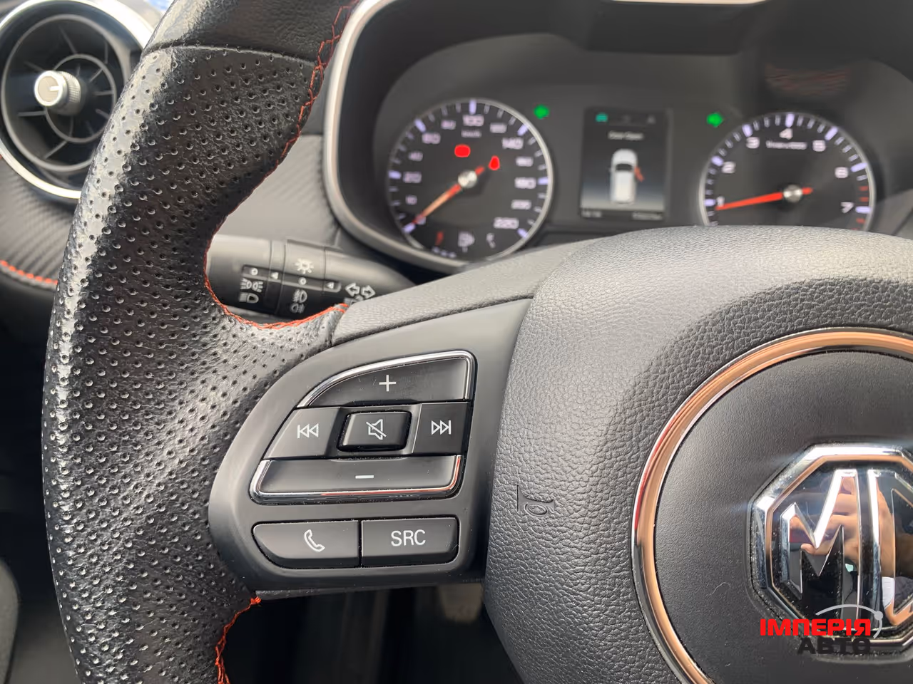 MG ZS - фото 23