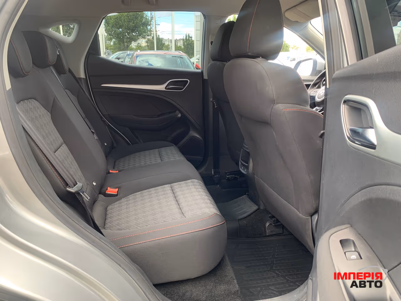 MG ZS - фото 26