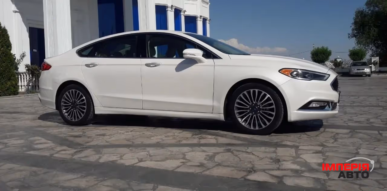 Ford Fusion USA - фото 10
