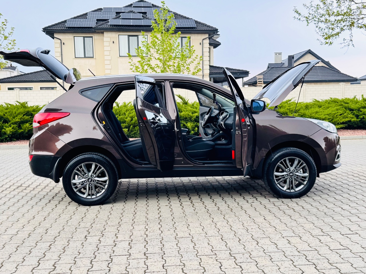 Hyundai ix35 - фото 1