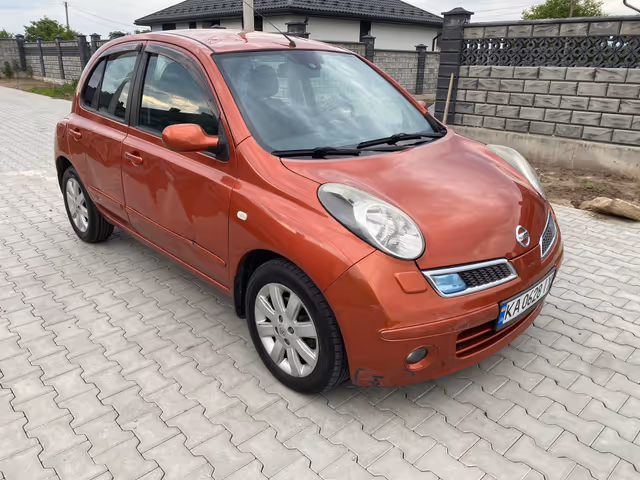 Nissan Micra - фото 2