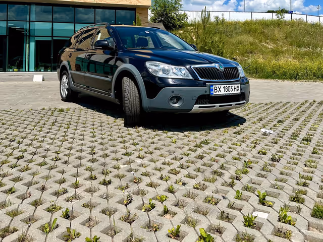 Skoda Octavia - фото 3