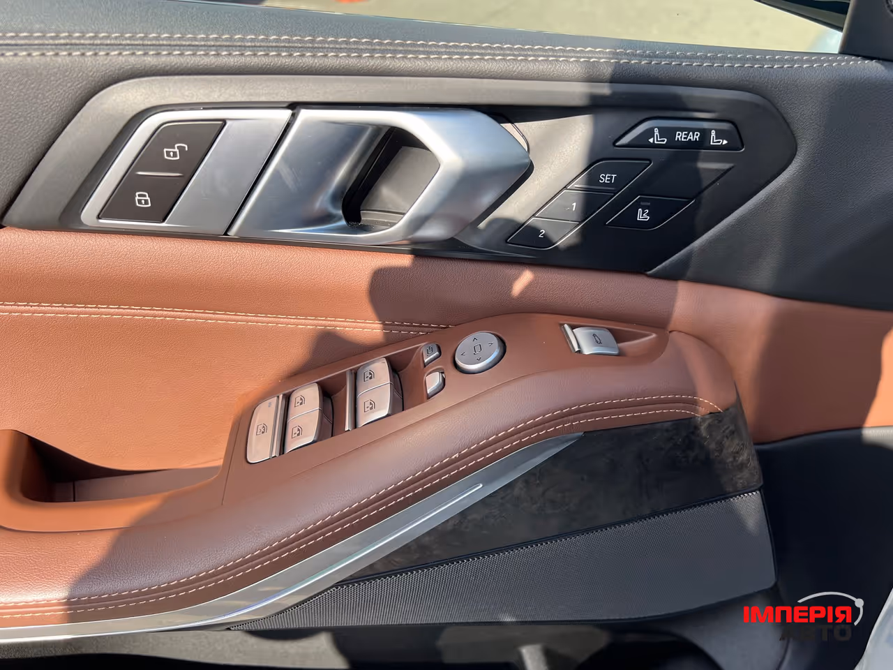 BMW X7 - фото 18