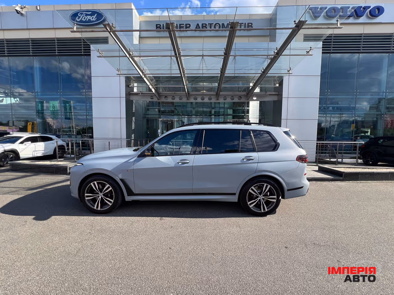 BMW X7 - фото 11