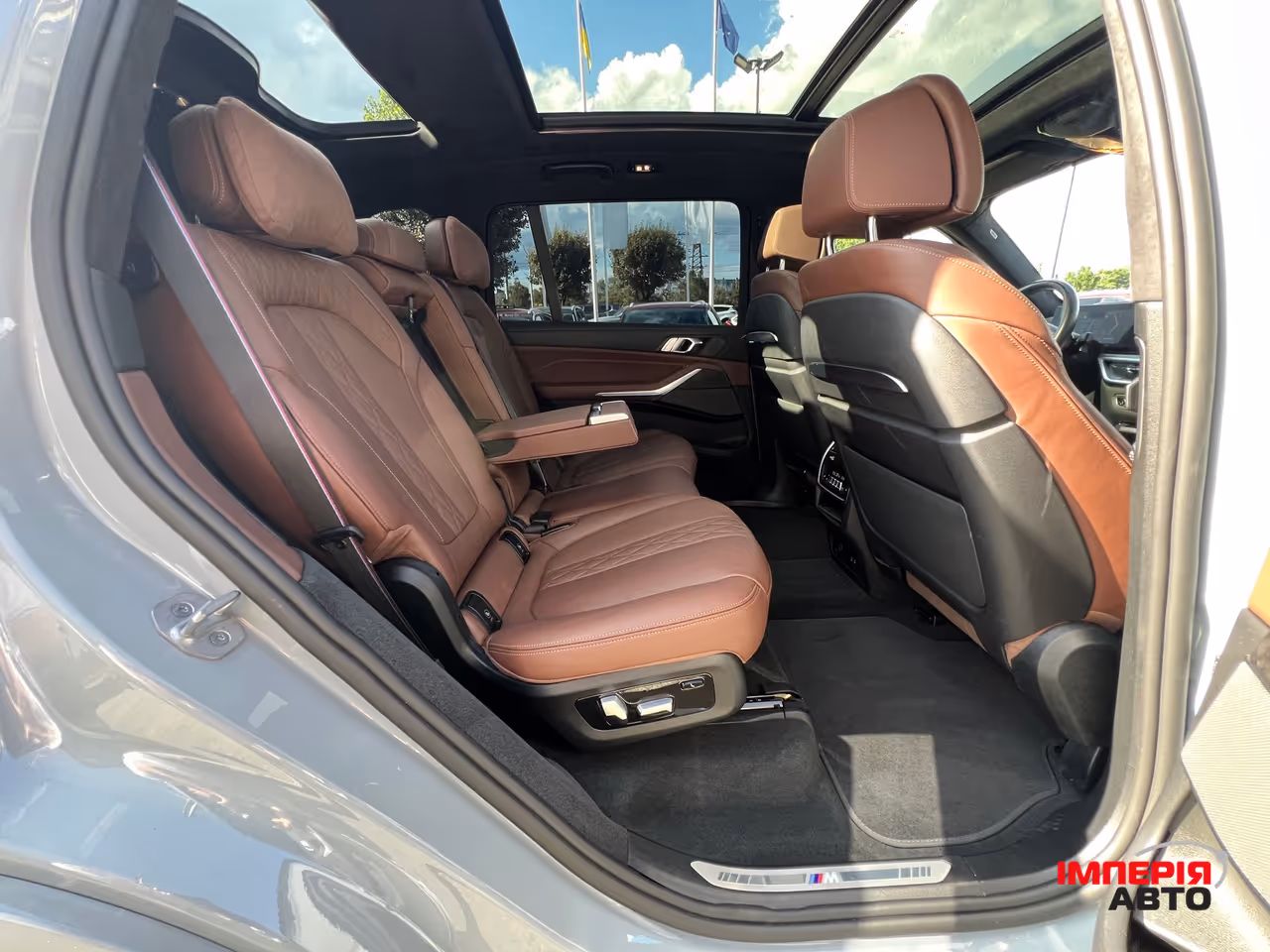 BMW X7 - фото 29