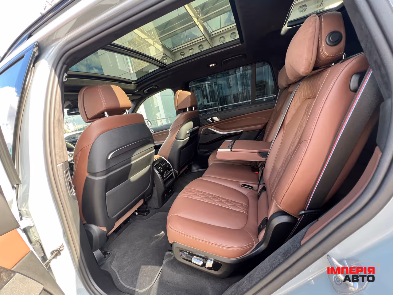 BMW X7 - фото 20