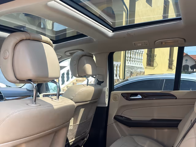 Mercedes-Benz GLS - фото 4