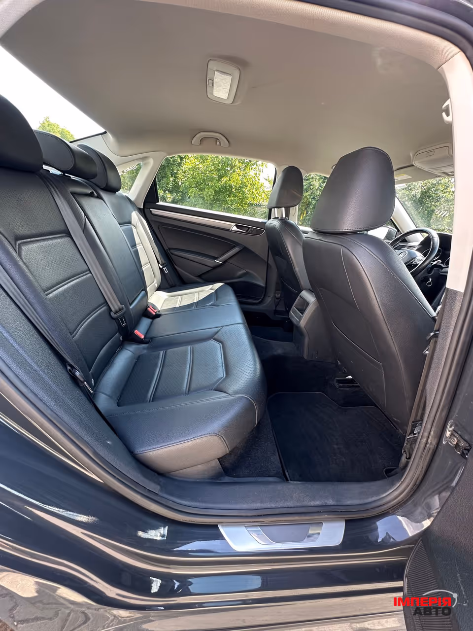 Volkswagen Passat USA/NMS - фото 14