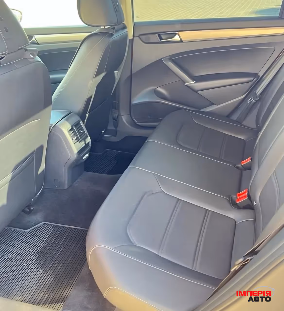 Volkswagen Passat USA/NMS - фото 7